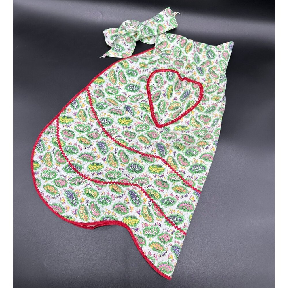 Vintage Apron Flowers Rick Rack Trim Heart Pocket Floral Cotton Tie Handmade
